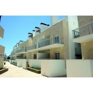 Garde-corps Antares au design à barreaudage filant