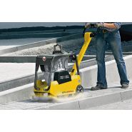 Dpu plaques vibrantes réversibles - wacker neuson - force centrifuge 25 kn_1