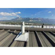 Ligne de vie sur potelet absorbeur - dispositif d'ancrage horizontal pour bac sec et panneau sandwich_1