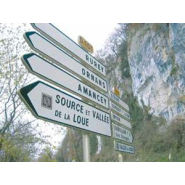 Panneau directionnel à dos fermé - aluminium, sobre et adapté à tout paysage urbain ou rural - Gamme CRÉCERELLE_1