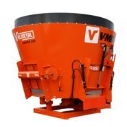 V-Mix (RTM) - Mélangeuse agricole Valmetal - Capacités de 400 à 900 pi³ - Polyvalente et performante_1