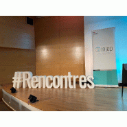 Enseigne Drapeau Lumineuse ovale Plexiglas Diffusant - Noir_1