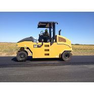 Cw16 rouleau pneumatique - caterpillar - machine 9 roues_1
