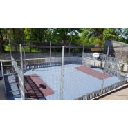 Terrain multisport sur-mesure - palissades hautes - personnalisable en diverses dimensions et matériaux_1