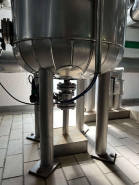 Cuve ginox inox 442 litres avec demi-casse isolée thermique d'occasion - référence : c9632_1