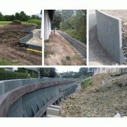 Mur en L en plastique recyclé_1