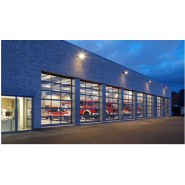 Porte sectionnelle industrielle motorisée en aluminium vitrées avec section basse à rainures - APU F42, APU F42 Thermo, APU 67 Thermo_1