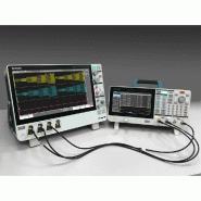 AFG31102 - Générateur de fonctions arbitraires 2 voies, 100 MHz, 1 Géch/s, 16 Mpts, 14 bits avec écran tactile 9 pouces_1