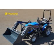 Chargeur frontal polyvalent pour tracteurs de 15 ch