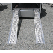 Rampe de chargement pliable sur mesure - toutes formes et tailles - Patrick Remorque_1