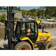 940 - Chariot élévateur tout terrain JCB - 4 000 kg - Moteur EcoMAX - Hauteur de levage jusqu'à 6,7 m_1