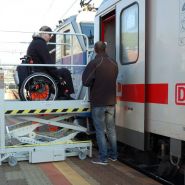 Plateforme élévatrice mobile spéciale trains - Pégase - Accès PMR, 300 kg, intérieur et extérieur_1