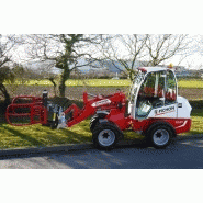 Équipement de levage de 1500 kg avec articulation centrale