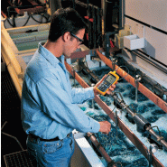 FL54-2B - Thermomètre numérique portable 2 voies thermocouples J/K/T/E avec double affichage rétro-éclairé - FLUKE_1