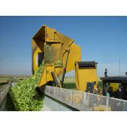 Arracheuse Oxbo 9630 - OxboCorp - Longueur 8.33 m - Largeur 4.32 m - Châssis 586 pieds cubes_1