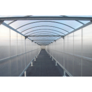 Passage couvert à toit arrondi - Série ATE - Sur mesure avec bardage sur les deux longueurs_1