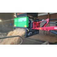Cubic Master Pailleuse agricole - Juraccessoire - pour logettes avec 1/2 botte carrée et paille brin long - sur valet de ferme 48 Cv_1