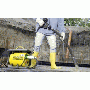 Aiguille vibrante wacker neuson alimentée par un convertisseur de fréquence externe_1