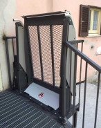 Plateforme élévatrice verticale Centaure - hydraulique, compacte, jusqu'à 1m de hauteur_1