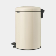 Poubelle à pédale NewIcon 20 litres - Soft Beige Brabantia UGS149948 - Design intemporel, anti-odeurs et système anti-basculement_1