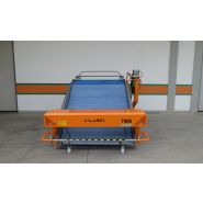 Récolteuse électrique automotrice 7400 Electro Herbex - Ortomec SRL - largeur de tête de récolte 130 à 180 cm, idéale pour serres et légumes comme valériane_1