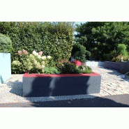 Jardinière avec assise en résine, sur mesure ultra®