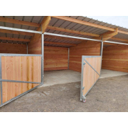 Box PRO portail pivotant et poteaux métal - BOX031 - Robustesse et modularité pour chevaux_1