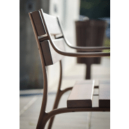 Banc public Citizen UM301 - design contemporain par Eugeni Quitllet - piètement en fonte ductile et lattes en bois tropical_1