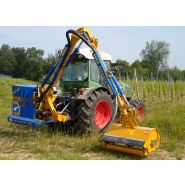 Équipement agricole avec barre postérieure antichoc et phares LED