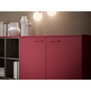 Bloc d'armoires mi-hautes portes battantes laquées Cilla C1 - L244 x H130 cm - Rouge rubis flamboyant_1