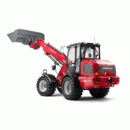 Chargeuse articulée offrant maniabilité et sécurité au renversement