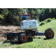 R125 pelle araignée - moteur John Deere 170 Hp - hydraulique performant - structure compacte_1