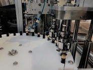 Boucheuses - visseuses - sertisseuses Cardoseti - configurations variées pour flacons jusqu'à 15 000/h_1