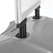 Panneau 120 x 80 cm à ressorts - base lestable grise - Réf : 215329 - chevalet de rue étanche avec protection antireflets_1