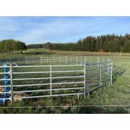 Barrière stable avec assemblage par chaîne
