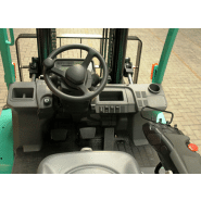 Chariot élévateur à gaz FG40-55 - GRENDiA EX - Moteur avancé Stage V - Conception robuste et écologique_2