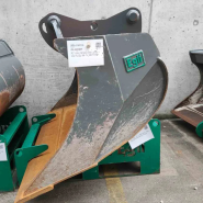 Godet niveleur Egli EPL-TR 200-1700 avec attache OilQuick OQ 70 - 990L - 15 à 20t_1