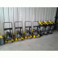 Patin vibrant spécial pavés - 80 kgs - 45x45 cm - Réserve d'eau_1