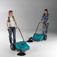 Balayeuse accompagnée Picobello ref. 141135 - manuelle, écologique et performante avec largeur de balayage 700 mm_1