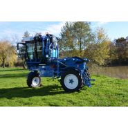 Tracteur enjambeur Frema Tractis 100-140 à 3 roues motrices