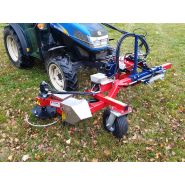 Bineuse mécanique pour désherbage des adventices dans les vergers