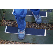 Nez de marche aluminium antidérapant - Dimensions 63,5 × 12 × 4,5 cm_1