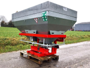 Distributeur d'engrais NC 1700L AB - Entraînement PDF - Cuve galvanisée 1700L - Largeur de travail 8/18m - Occasion_1