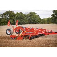 Machine agricole pour incorporation de résidus végétaux