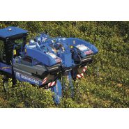 Machine à vendanger New holland 9070l adaptée aux grands espaces entre rangs