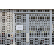 Abri vélo design en tôle perforée pour grande capacité