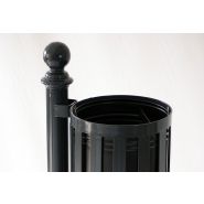 003216 - Agora - Komserwis - Poubelle publique 35L en acier - Design Marta Dworak et Dariusz Kronowski_1