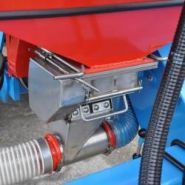 Semoir frontal avec rampe alu repliable pour transport facile