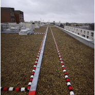 Balisages pour zones de chantier avec marqueurs jaunes/noirs et rouges/blancs_1