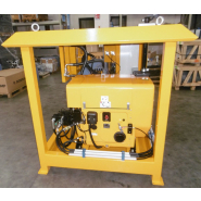 Centrale hydraulique sur mesure - alimentation électrique ou thermique - options intégrées_1